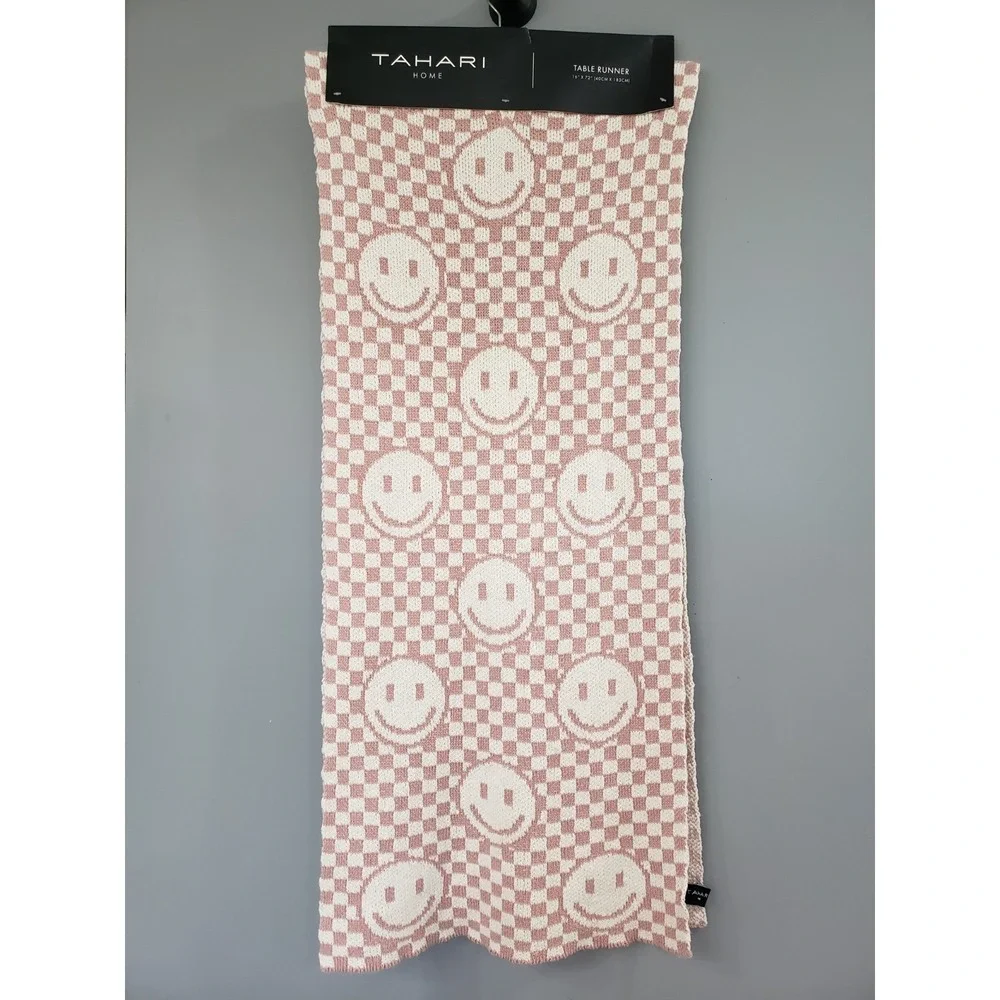 NEW 16x72‎ HAPPY FACE table runner cover decor maximalist mod 70s checkered pink